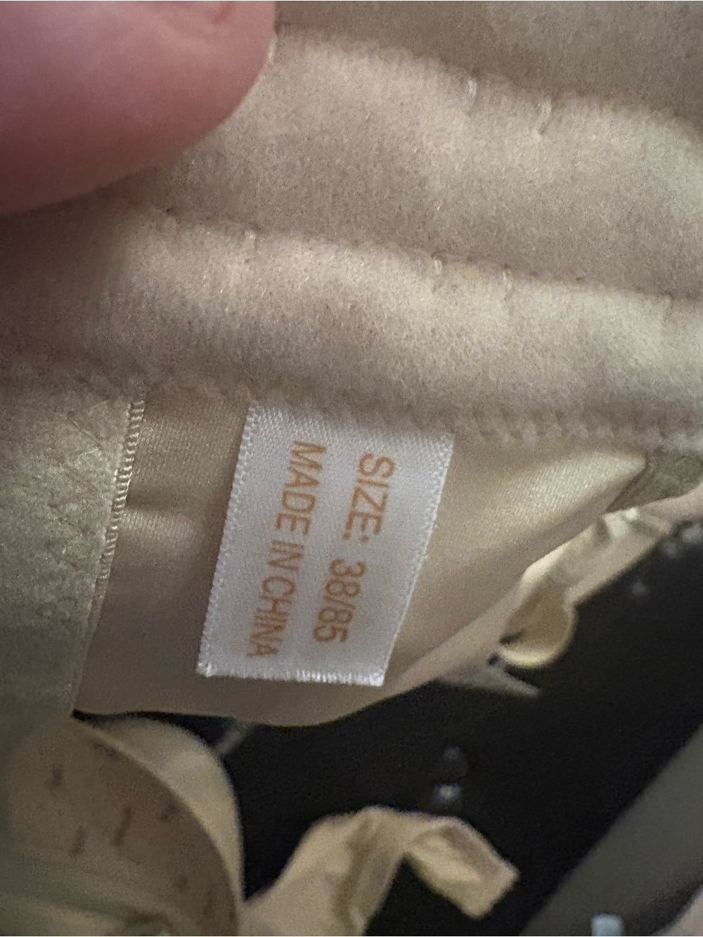 4 bras - Picture 8 of 10
